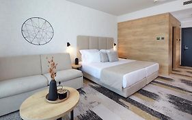 Хотел Марвел